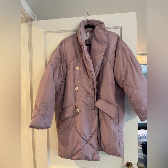 Free People Ella oversized puffer jacket in pastel purple - Picture 6 of 12